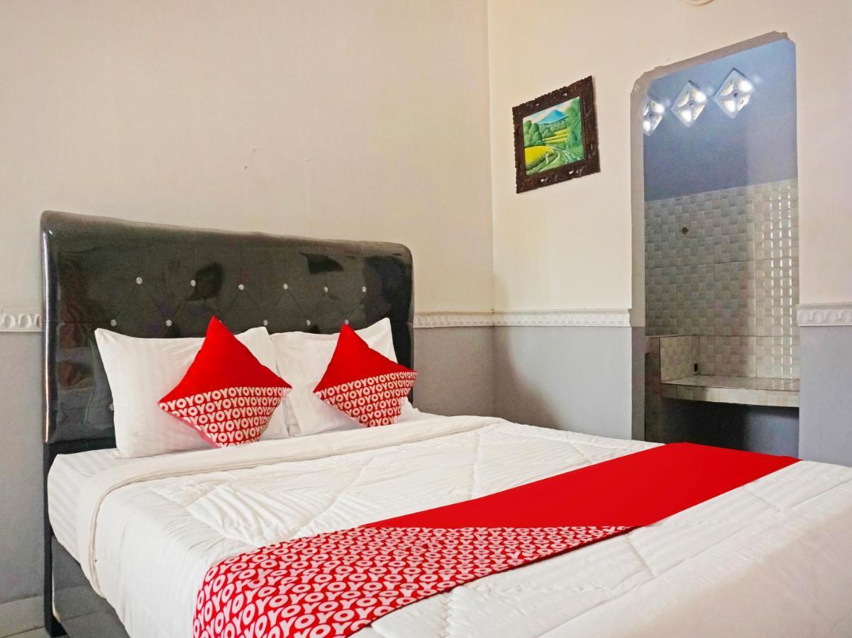 Oyo 90369 An Nur Family Homestay Syariah Cigombong Eksteriør bilde