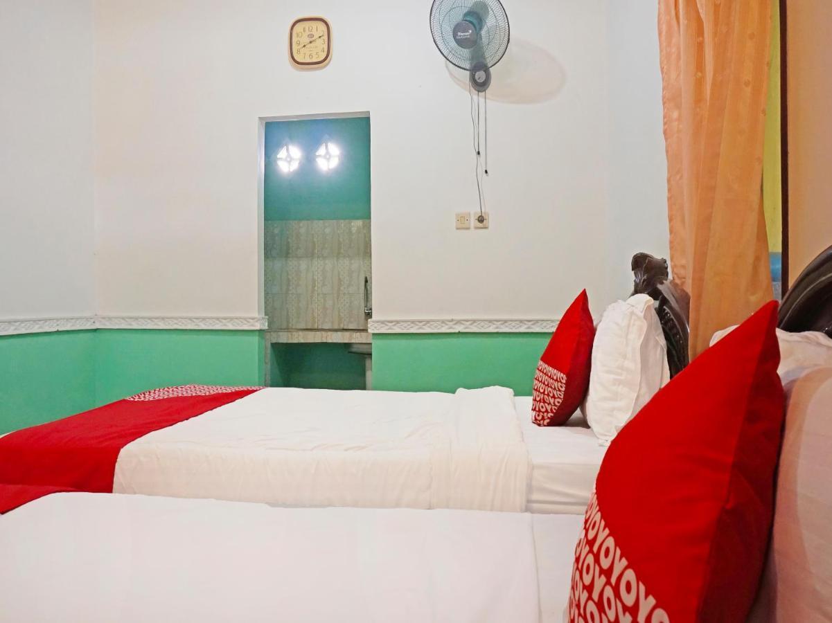 Oyo 90369 An Nur Family Homestay Syariah Cigombong Eksteriør bilde