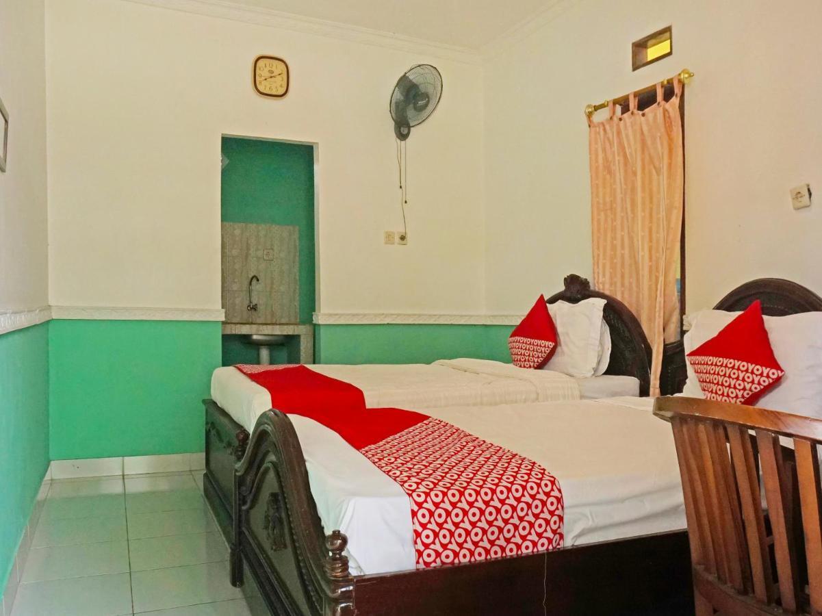 Oyo 90369 An Nur Family Homestay Syariah Cigombong Eksteriør bilde